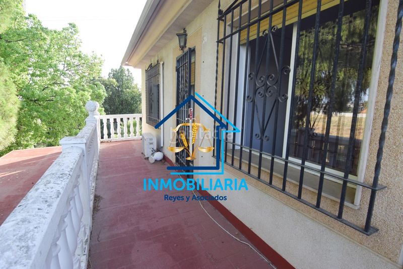 Foto 2050d9ae-797c-4133-bf53-a3dd81bd806b. Pis amb aparcament a El Higuerón Córdoba