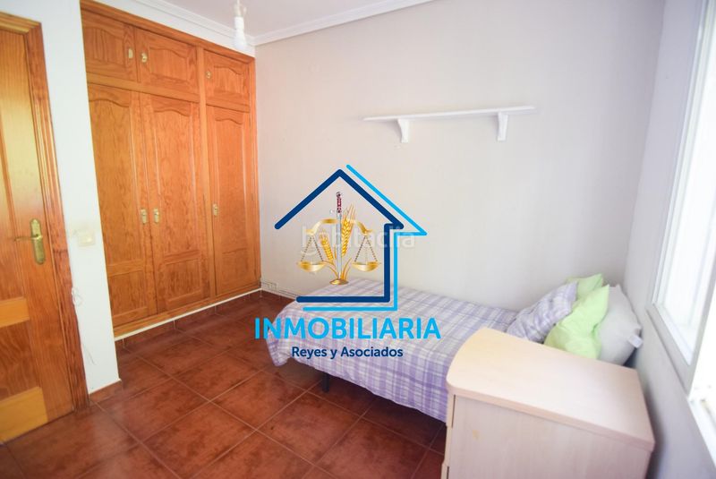 Foto 50dcaf2e-92ce-4f1f-9d88-1908fef69c08. Pis amb aparcament a El Higuerón Córdoba