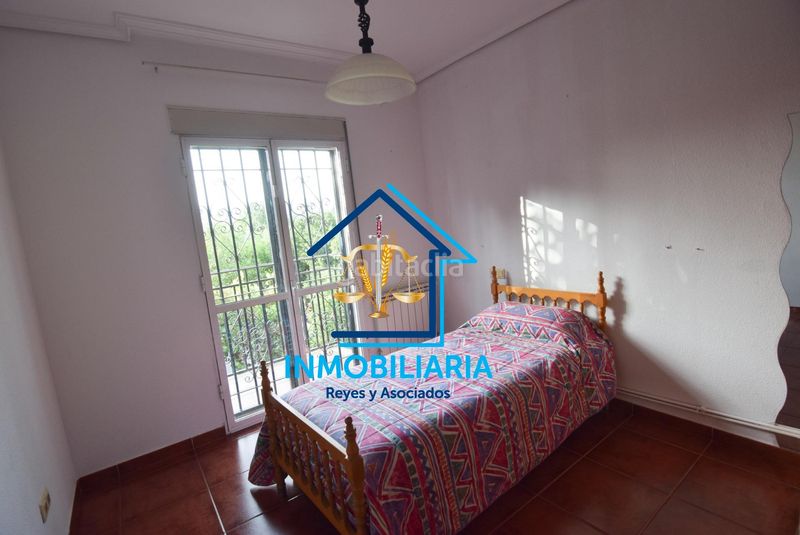 Foto 6944c18c-fdf2-491b-9131-ff86e0c67b60. Pis amb aparcament a El Higuerón Córdoba