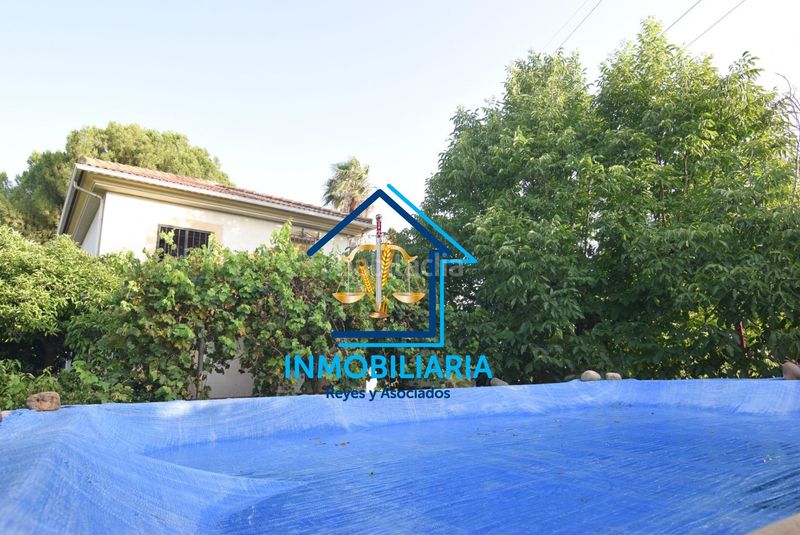 Foto b9146216-1ddc-4265-80d3-cf5ca21c77e8. Pis amb aparcament a El Higuerón Córdoba