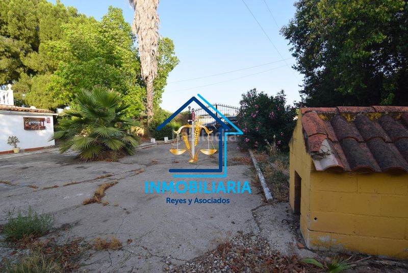 Foto c1c53bd6-a7f0-4f92-a4e2-aeb1f46e6e11. Pis amb aparcament a El Higuerón Córdoba