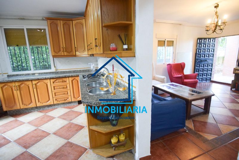 Foto e4eb3f74-3425-4608-9729-936d0caea516. Pis amb aparcament a El Higuerón Córdoba