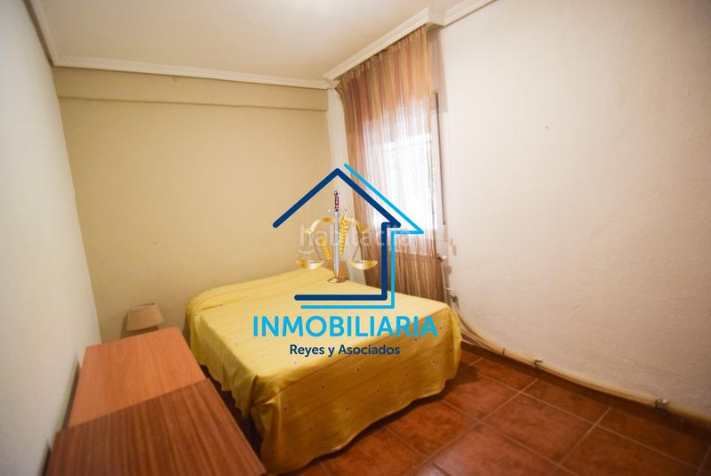 Foto f19a5d86-f8d9-4d54-8630-7f14cf8c8d75. Pis amb aparcament a El Higuerón Córdoba