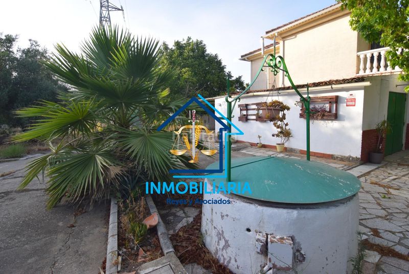 Foto f43e7a20-8718-4c1f-af91-955793366c6a. Pis amb aparcament a El Higuerón Córdoba