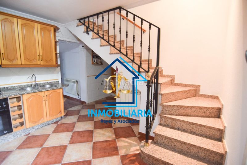 Foto f573f23c-8cf4-413f-8bd6-a975dc48e07a. Pis amb aparcament a El Higuerón Córdoba