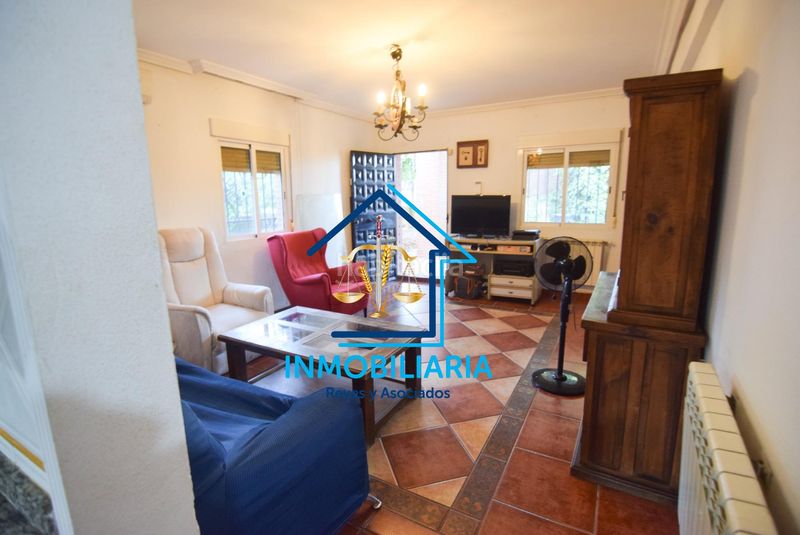 Foto f8368a4e-4cf7-4878-b587-29c2bd6190dd. Pis amb aparcament a El Higuerón Córdoba