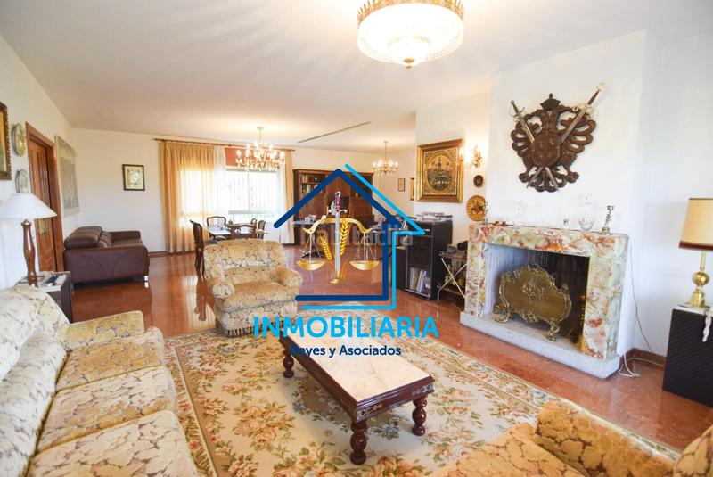 Foto 21ba0139-57e0-4cc4-a579-a919ddf49db1. Chalet unico y exclusivo chalet en sansueña en El Brillante -El Naranjo - El Tablero Córdoba