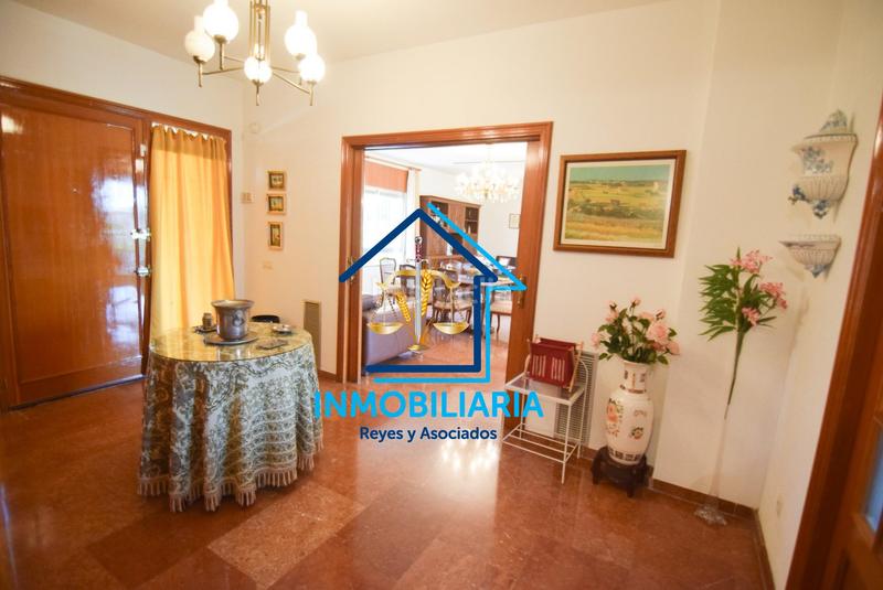 Foto a577adcf-55d7-4212-9acb-0d7b84ff36a8. Chalet unico y exclusivo chalet en sansueña en El Brillante -El Naranjo - El Tablero Córdoba