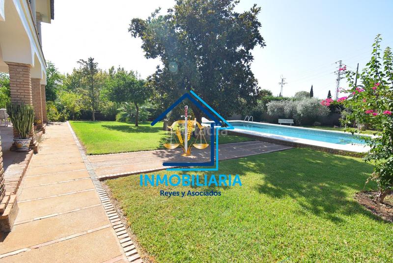 Foto d001acbd-a32c-42b3-98e1-862d9d3ea1fb. Chalet unico y exclusivo chalet en sansueña en El Brillante -El Naranjo - El Tablero Córdoba