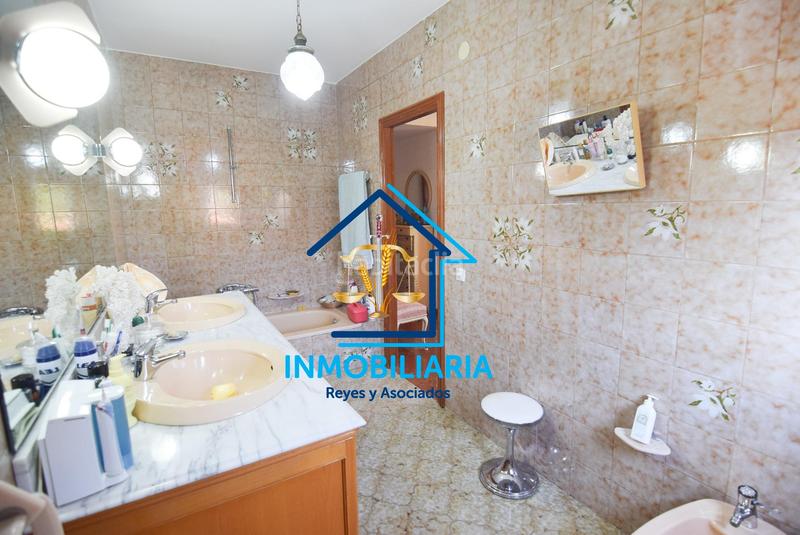 Foto ddf705d1-1714-481f-b44a-37bf54fc939e. Chalet unico y exclusivo chalet en sansueña en El Brillante -El Naranjo - El Tablero Córdoba