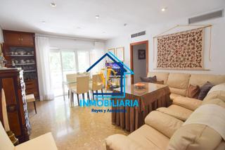 Pis en Casco Histrico  - Ribera - San Basilio. Exclusivo piso con terraza  en vallellano de 4 dormitorios. 2 ba