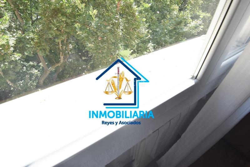 Foto 09e23933-1096-4e15-b09f-59c7bbf5050f. Piso exclusivo piso con terraza en vallellano de 4 dormitorios 2 baños, cochera . en Córdoba