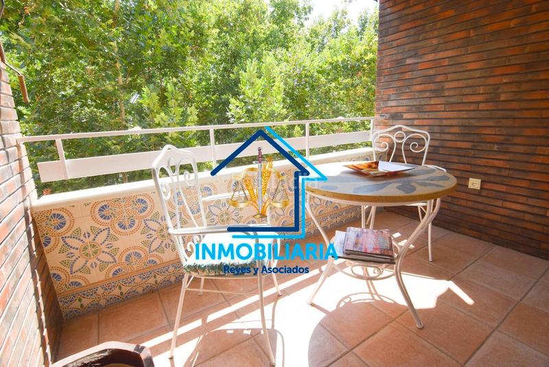 Foto 1e119eb0-9edb-42ae-acb9-7d12c7c90cba. Piso exclusivo piso con terraza en vallellano de 4 dormitorios 2 baños, cochera . en Córdoba