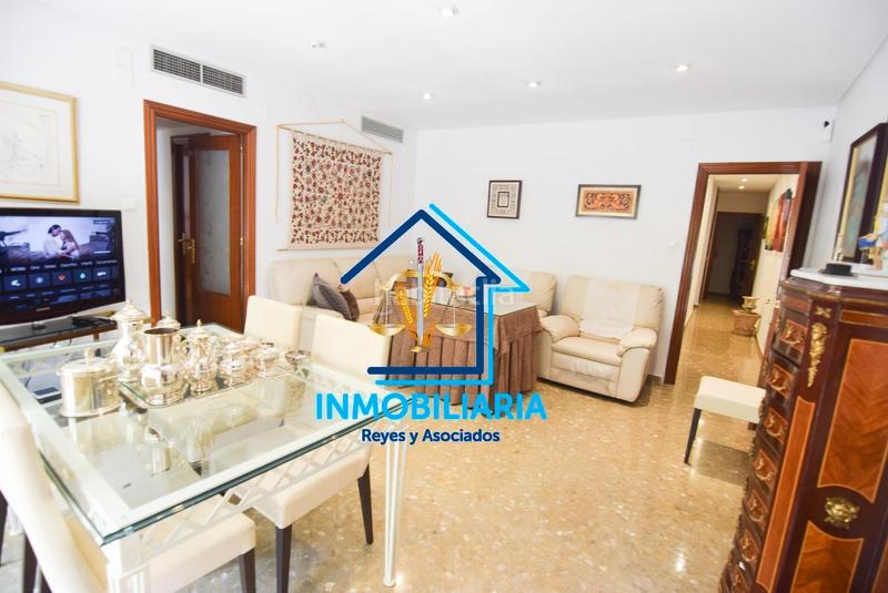 Foto 213aa804-da3e-4606-b113-e7cb9da5d4a2. Piso exclusivo piso con terraza en vallellano de 4 dormitorios 2 baños, cochera . en Córdoba