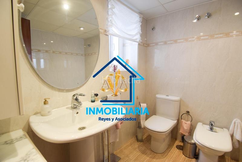 Foto f4f53657-574c-4637-9a0a-157961cfcd73. Piso exclusivo piso con terraza en vallellano de 4 dormitorios 2 baños, cochera . en Córdoba