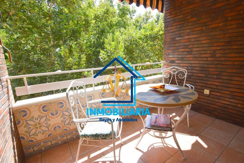 Foto c823b34e-a6e2-4499-9db7-9a788fc127da. Appartement avec parking dans casco histórico - ribera - san basilio Córdoba