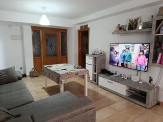 Appartement à Campo de la Verdad - Miraflores. Magnifico piso en el campo de la verdad de 3 dormitorios para en