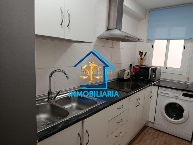 Foto aaab925d-4ecd-4d81-8f33-b28615cf9b8e. Pis a Ciudad Jardín - Zoco Córdoba