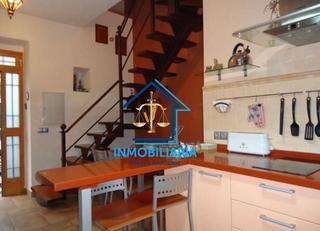 Lloguer Casa a Casco Histórico  - Ribera - San Basilio. Casa con encanto en pleno casco histórico, junto a la plaza de l