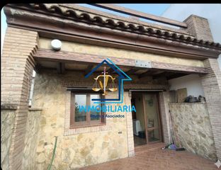 Haus in Carpio (El). Casa con encanto en el carpio