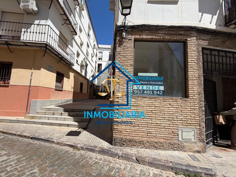 Foto e4c5f1eb-2c06-48d5-8581-9f3c20fb6dd5. Local comercial a Centro Córdoba