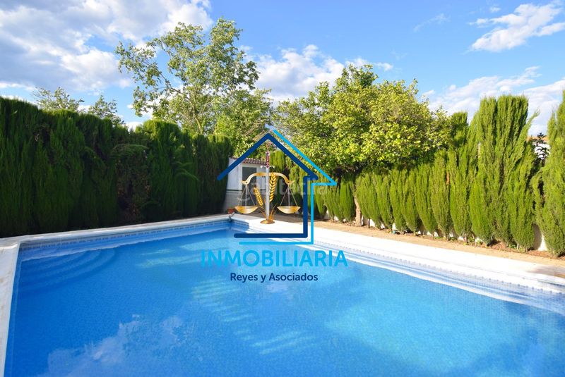 Foto a44316a9-3c29-43ba-b211-cae4affda480. Xalet amb aparcament piscina a Villarrubia Córdoba