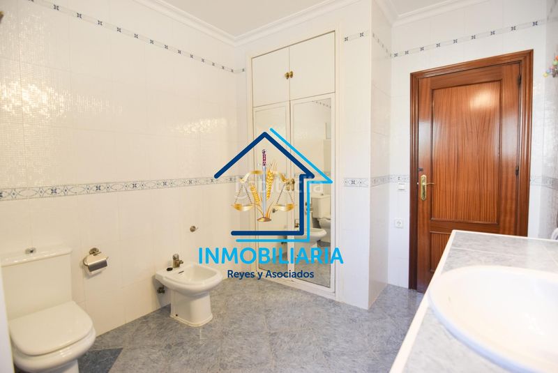 Foto abd6d131-777f-4e9a-995c-db06fe7e9761. Xalet amb aparcament piscina a Villarrubia Córdoba