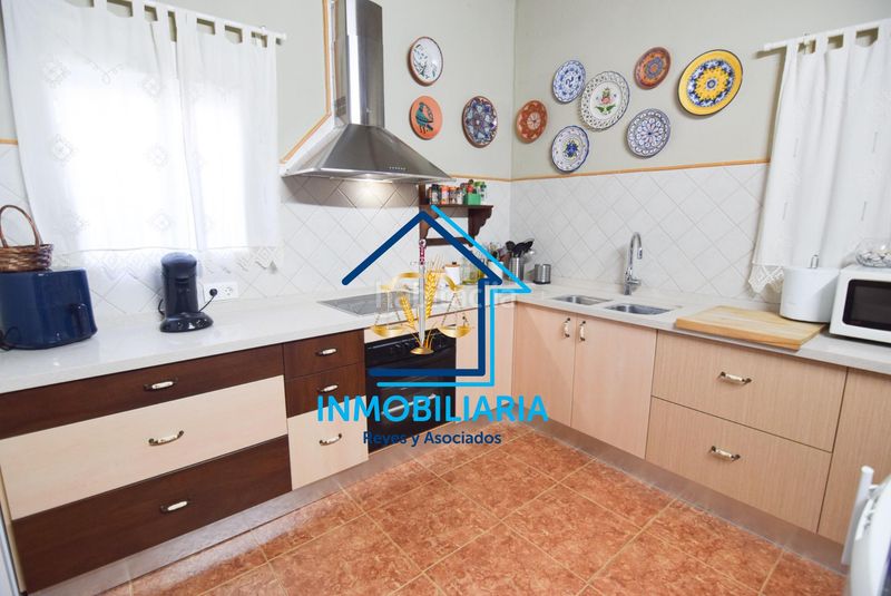 Foto 524acabb-9217-4bc1-89bf-76c5900420e1. Casa amb aparcament piscina a Alcolea Córdoba