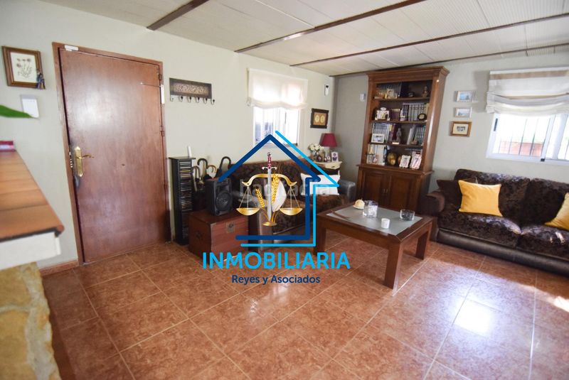 Foto 65c2683d-5d5a-4714-8129-e5a21b3429f6. Casa amb aparcament piscina a Alcolea Córdoba