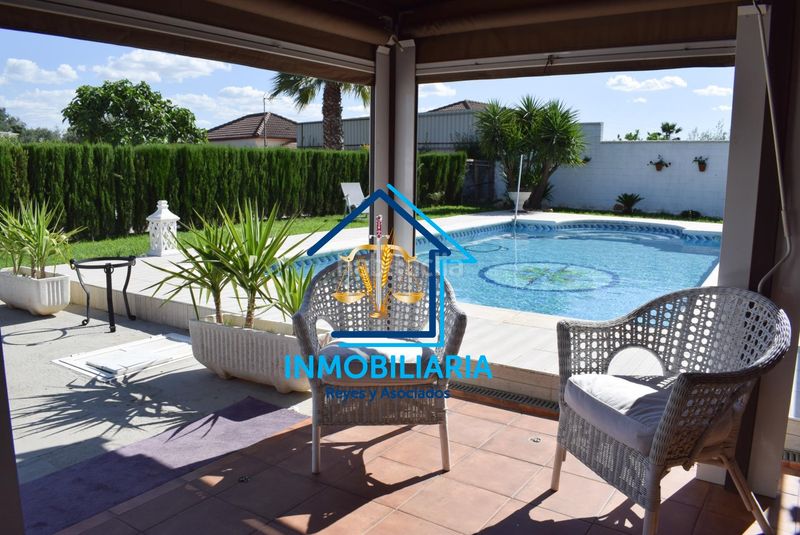 Foto 71ab4626-07f9-4781-aa21-77a8502936d8. Casa amb aparcament piscina a Alcolea Córdoba