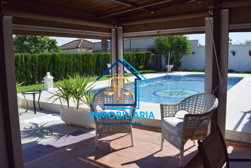 Foto 742df91e-ef09-4540-90e4-27f40bdc41b9. Casa amb aparcament piscina a Alcolea Córdoba