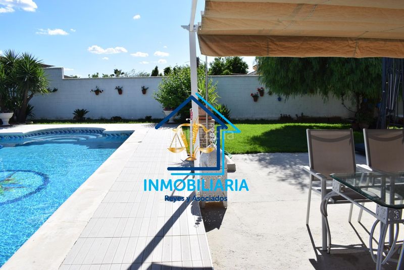 Foto 764cb952-d7a6-4369-94f7-da5e9bb8860e. Casa amb aparcament piscina a Alcolea Córdoba