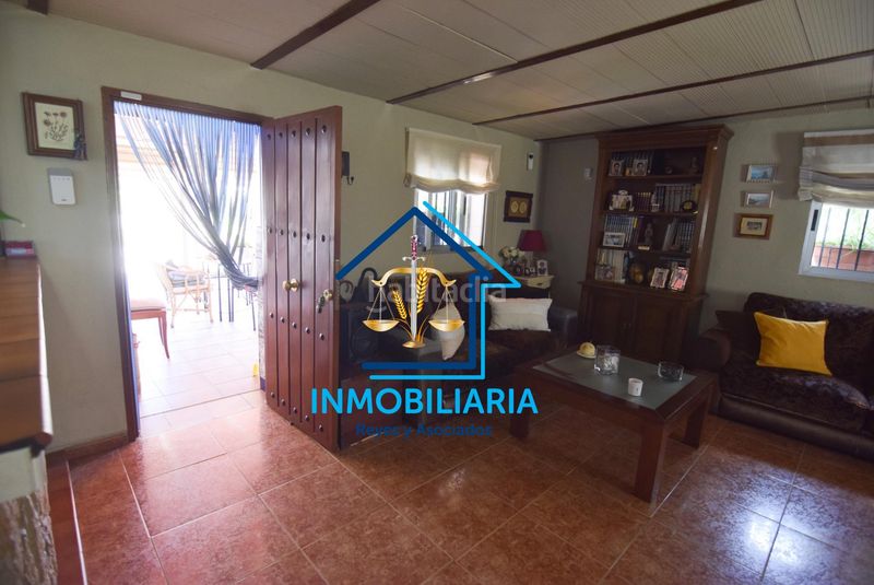 Foto 86d86d01-6cb0-4298-bda9-b6085f717993. Casa amb aparcament piscina a Alcolea Córdoba