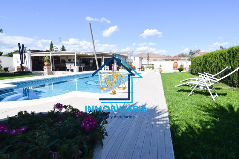 Foto 9aff6964-6421-4bda-bb18-7928aa00734a. Casa amb aparcament piscina a Alcolea Córdoba
