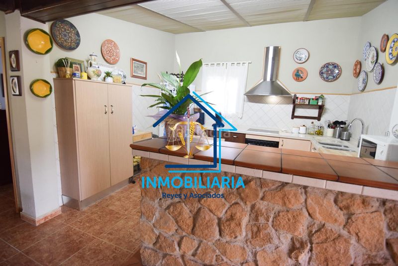 Foto c2a53556-8866-4d08-9a75-8541a4045998. Casa amb aparcament piscina a Alcolea Córdoba
