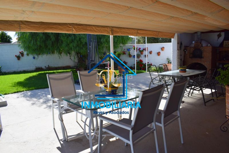 Foto c3b99149-105f-4b6c-9f40-c87f63d63b25. Casa amb aparcament piscina a Alcolea Córdoba