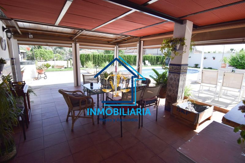 Foto d911037c-ea41-49a4-9d3a-088a7625ccfe. Casa amb aparcament piscina a Alcolea Córdoba
