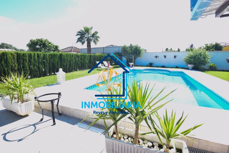 Foto d9dcbff0-6434-41e9-9971-a7375a0dfcf9. Casa amb aparcament piscina a Alcolea Córdoba