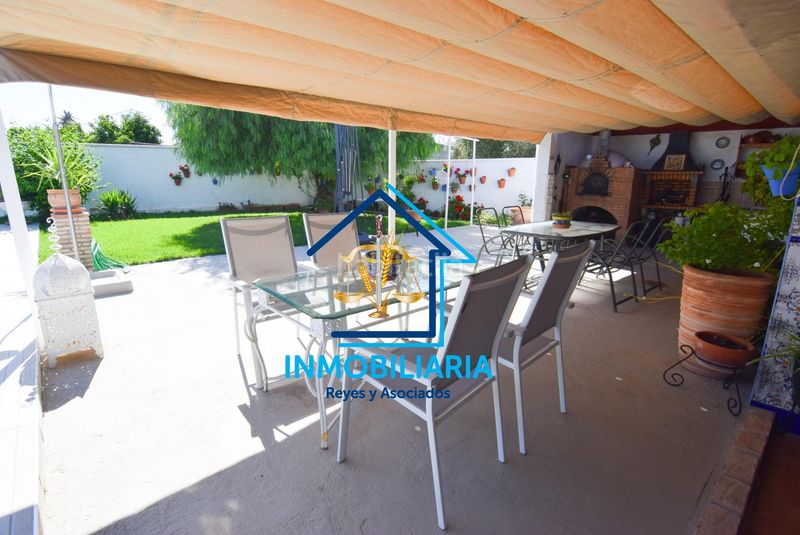 Foto e3a793d6-3631-4fdb-8a26-f4ded3652c81. Casa amb aparcament piscina a Alcolea Córdoba