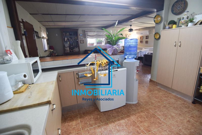 Foto f386d340-b7d7-47d1-8e91-99af856aa996. Casa amb aparcament piscina a Alcolea Córdoba