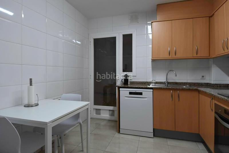 Foto 0615241a-3a50-4ec6-8df9-8dd086259bac. Alquiler piso apartamento de 2 dormitorios totalmente equipado en csantiago en Girona