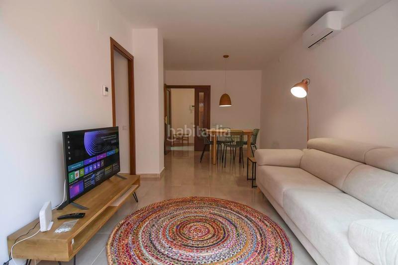 Foto 2c0c88cc-d2ed-4828-b4b7-6922757e2718. Alquiler piso apartamento de 2 dormitorios totalmente equipado en csantiago en Girona