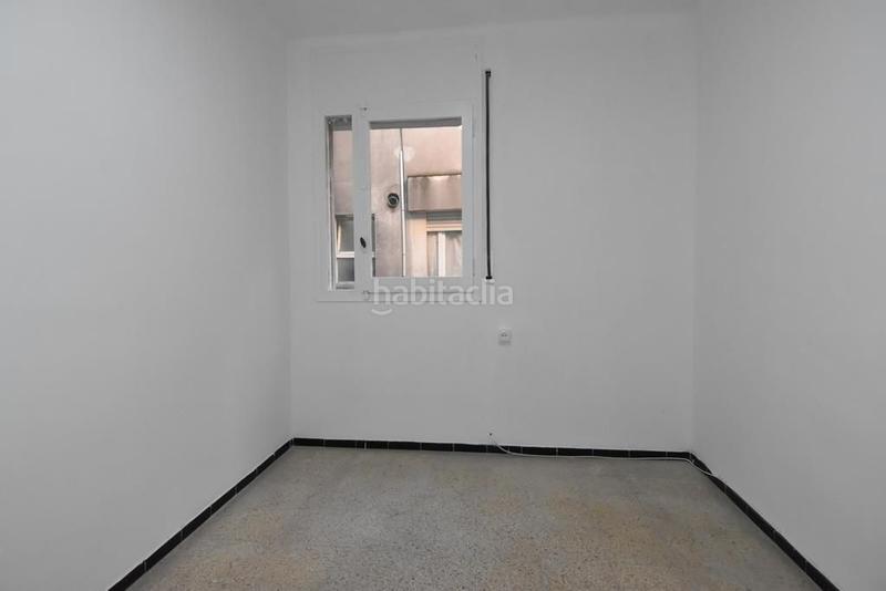 Foto 39ee26db-de77-4c2f-94ad-d824373a383f. Piso  de 4 dormitorios solo invesrsores. rentabilidad 6,58 en Girona