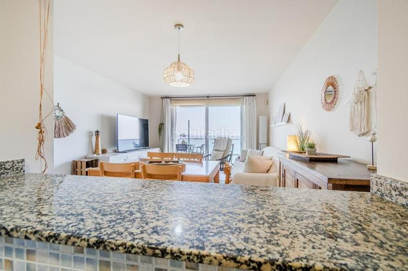 Foto 1db8c164-80c0-4865-a5d4-3eb3172953a3. Piso apartamento con licencia turística en primera linia de mar en Sant Antoni de Calonge