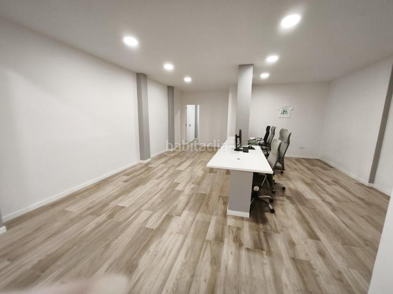Foto 1b77cb1b-0da5-4461-b87c-c0e56c73cb3c. Local comercial local en La Plana Esplugues de Llobregat