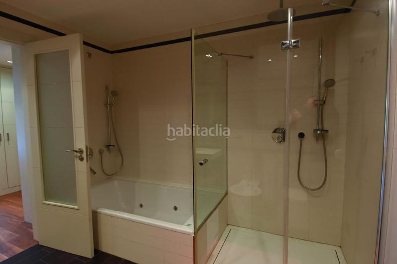 Foto 3fc93ff7-b40f-4ffe-87e7-c850a8dfffb9. Alquiler piso lujoso piso con grande terraza y vistas al mar en Can Pei en Sitges
