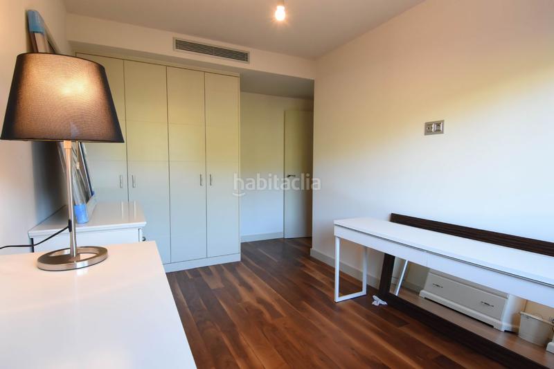 Foto 9fcfb2ce-73a1-4412-80ee-aa956a3b1612. Alquiler piso lujoso piso con grande terraza y vistas al mar en Can Pei en Sitges