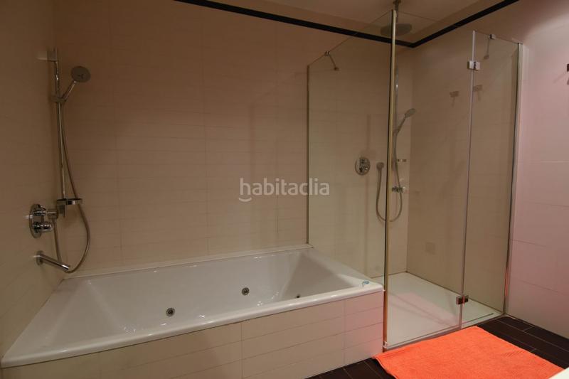 Foto a4373ca2-260b-4310-8451-c37c0aa01a30. Alquiler piso lujoso piso con grande terraza y vistas al mar en Can Pei en Sitges