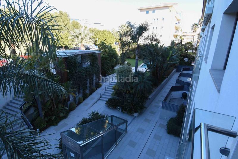 Foto a7cf852e-7682-4e85-890f-5f863d4df1b1. Alquiler piso lujoso piso con grande terraza y vistas al mar en Can Pei en Sitges
