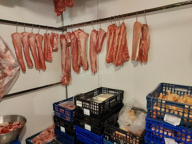 Foto 3a013f62-e2fc-4ad5-8b94-d31d8e3bbe53. Traspàs local comercial a Centre-Barri Vell Girona